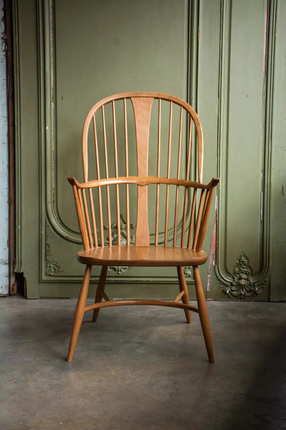 Ercol Chair Maker’S Chair 6404 Retrouvius