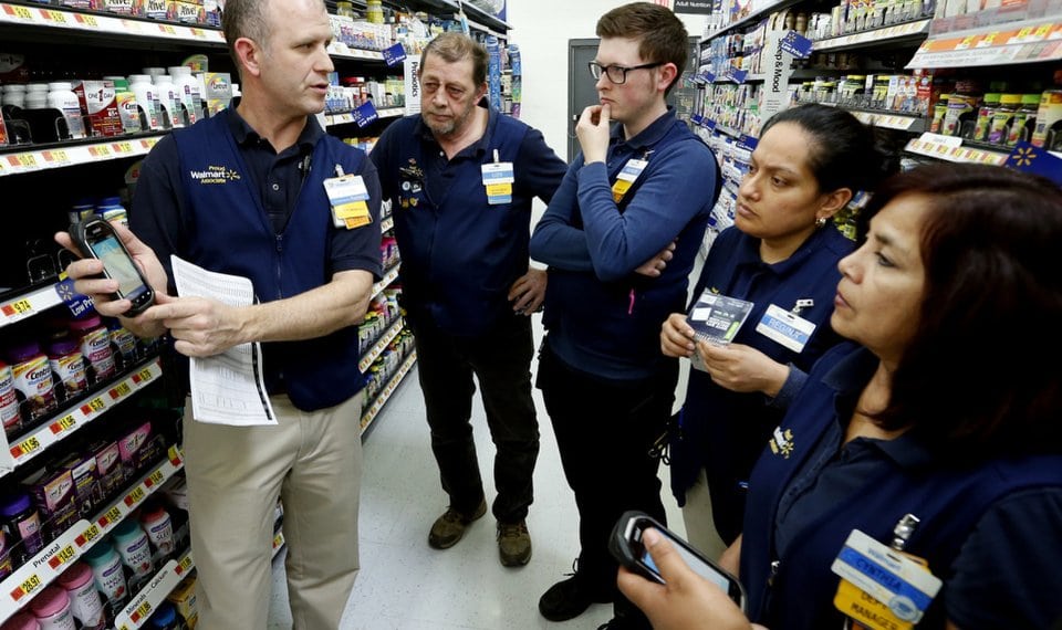 Can you work at Walmart at 14? [2020] » Walmart Hiring Solution Guide