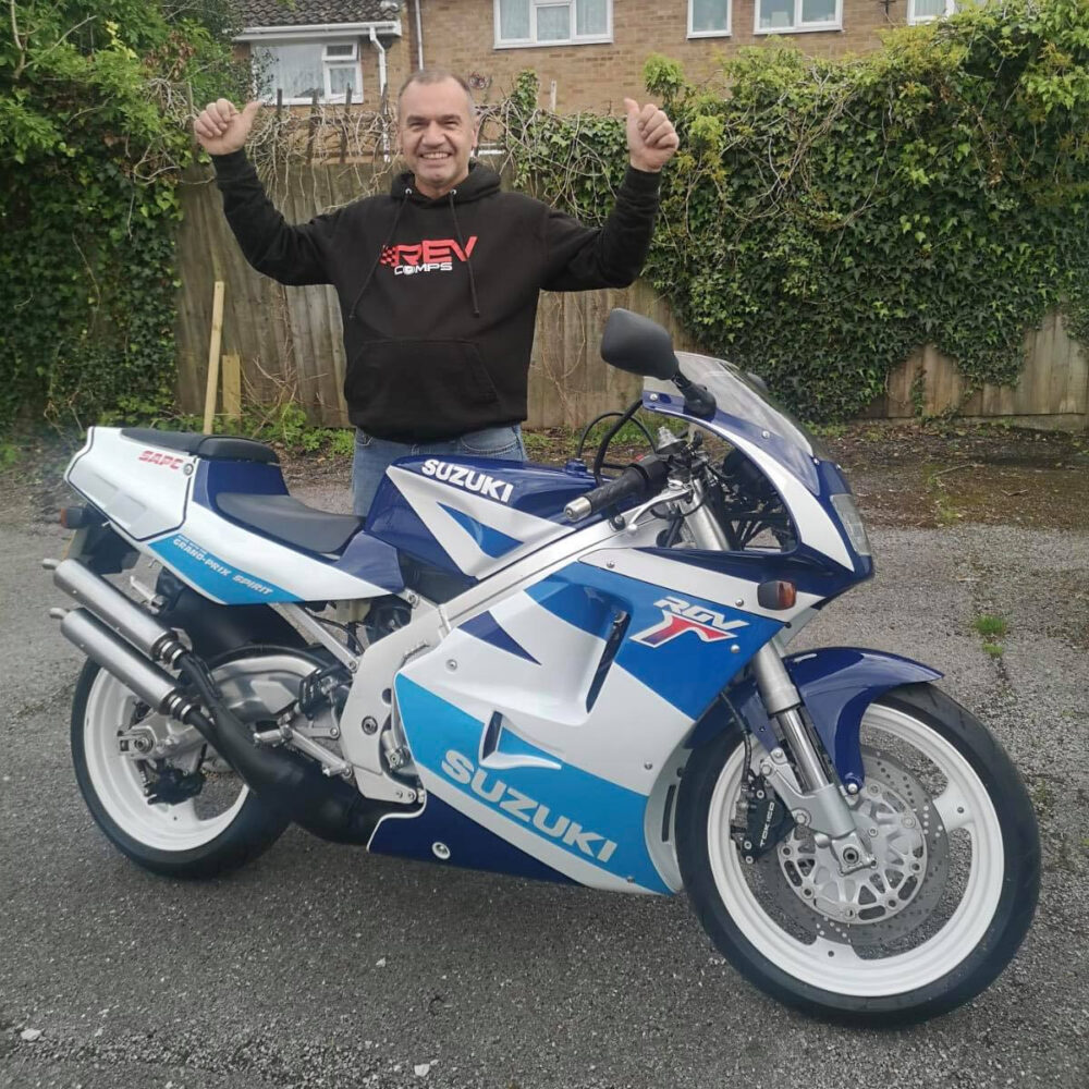Anthony Flint 1991 Suzuki RGV 250 Rev Comps