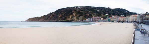 Plage de la Zurriola à san Sebastian