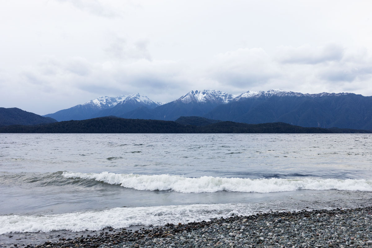 Te Anau lake