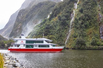 Southern Discoveries Milford Sound Nouvelle Zélande