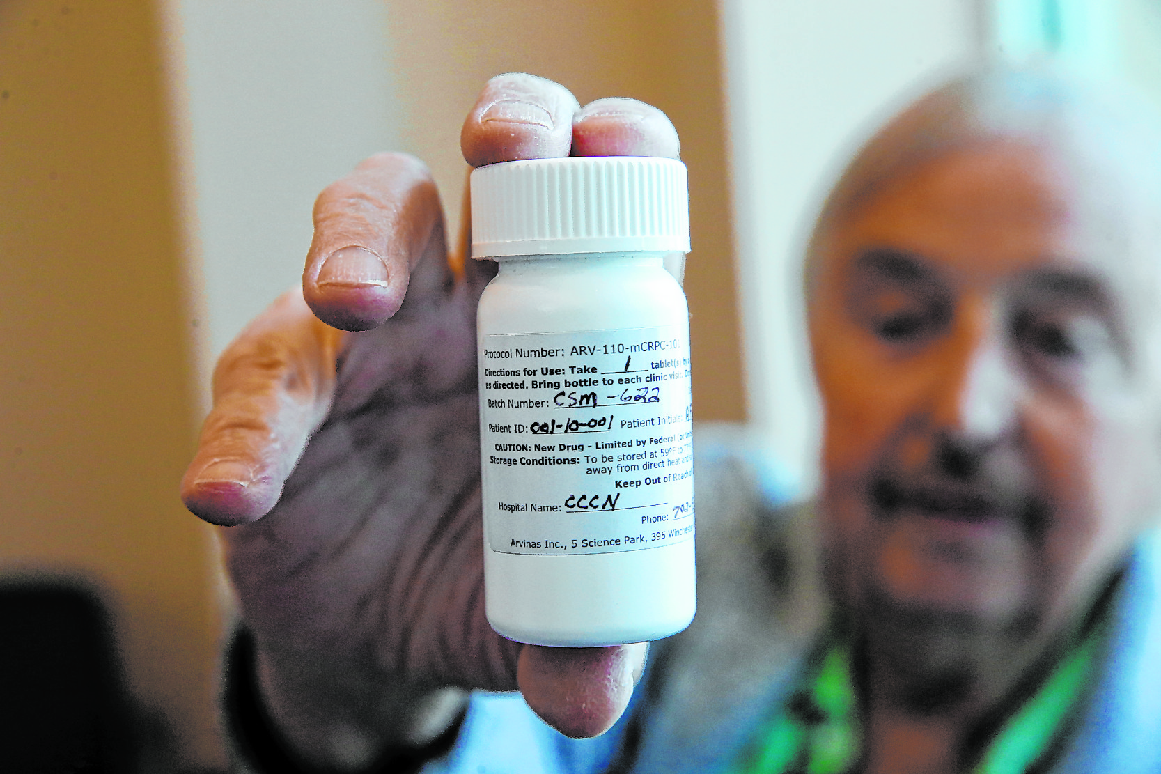 Las Vegas man 1st in world to use new experimental cancer drug — VIDEO