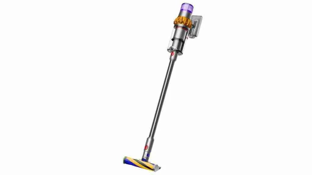 Dyson V15 Detect Total Clean review