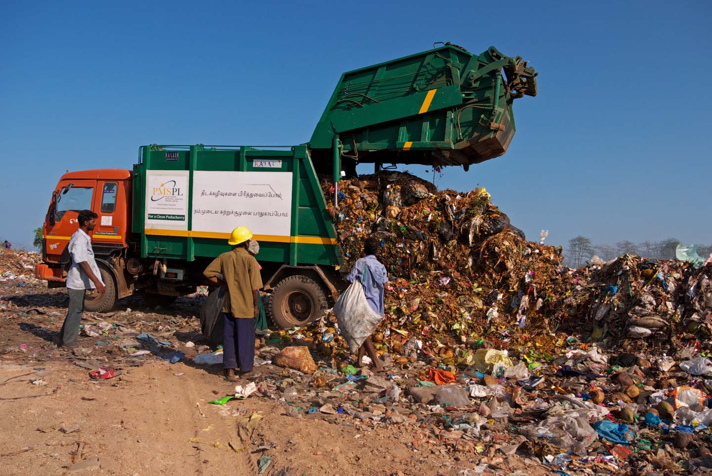 Emotional Dumping How to avoid displacing undeserved anger on your