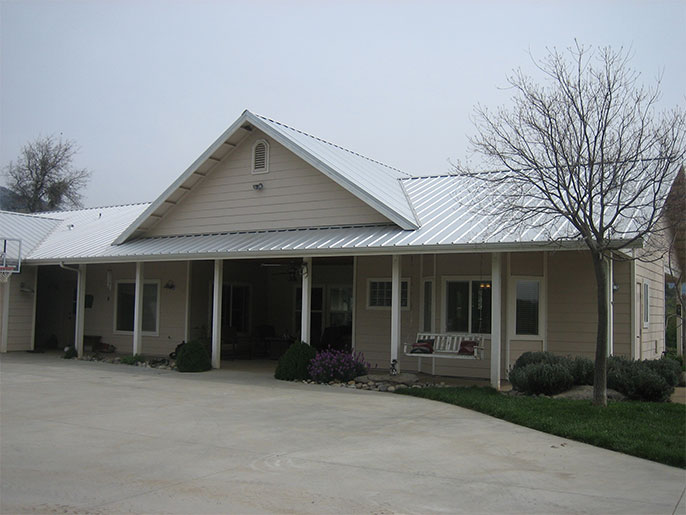 Ranches for sale. 191 Acre High Sierra Ranch in Springville near the