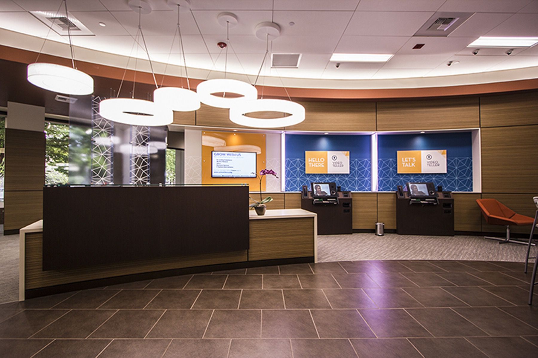 Advantis Credit Union R&H Construction Financial Construction