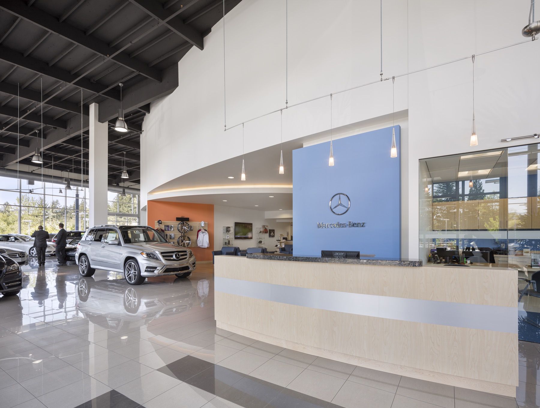 MercedesBenz of Beaverton R&H Construction Automotive