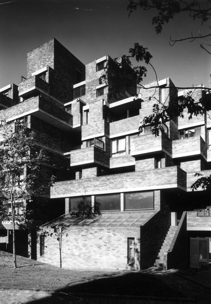 Lillington Gardens Estate, Pimlico, London RIBA pix