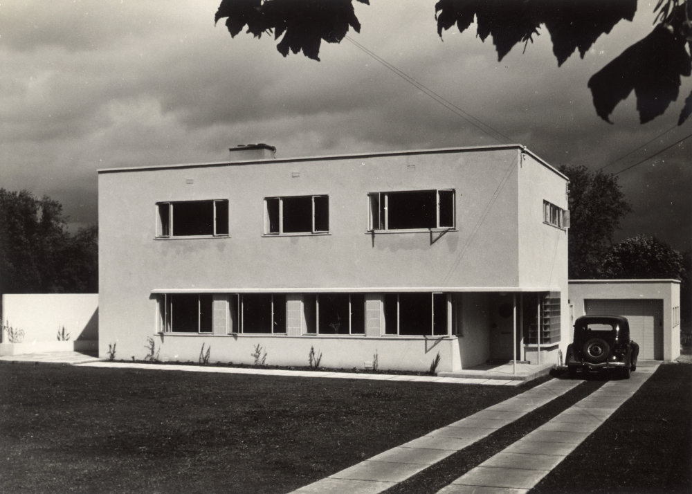 Streamwood (formerly Girniegve), Avoca Avenue, Blackrock, Dublin