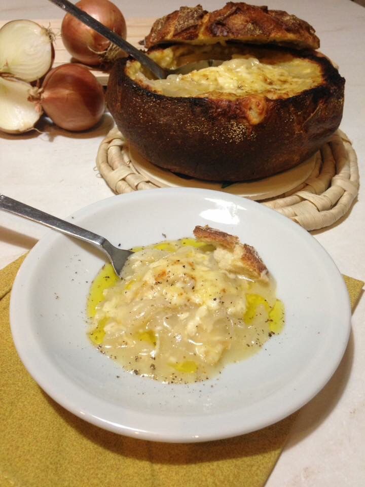 Zuppa di cipolle al forno Ricettefacili.info