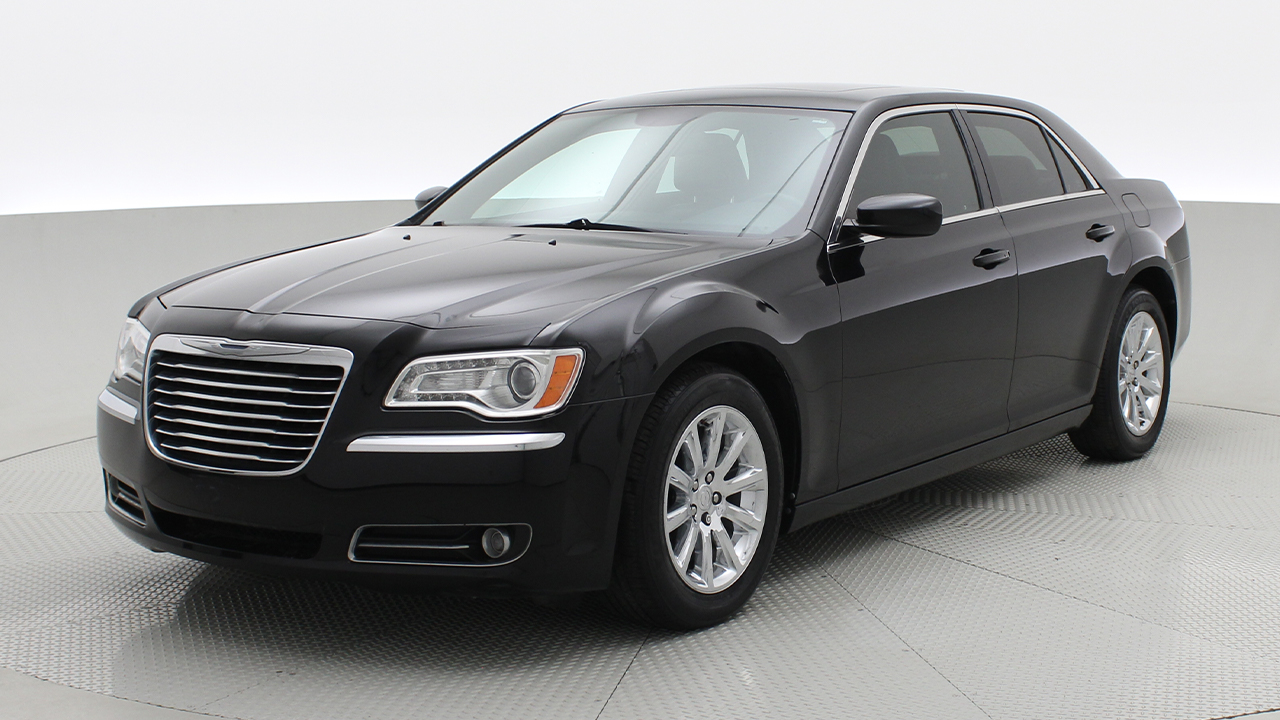 Chrysler 300 Touring 2013 RWD in Winnipeg, MB Ride Time