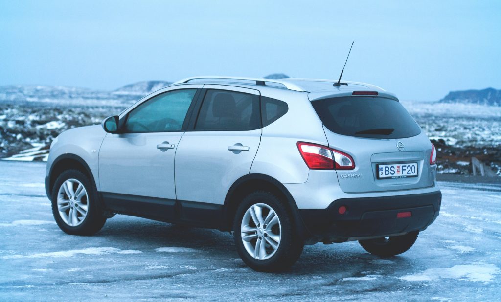 What are the disadvantages of allwheel drive?