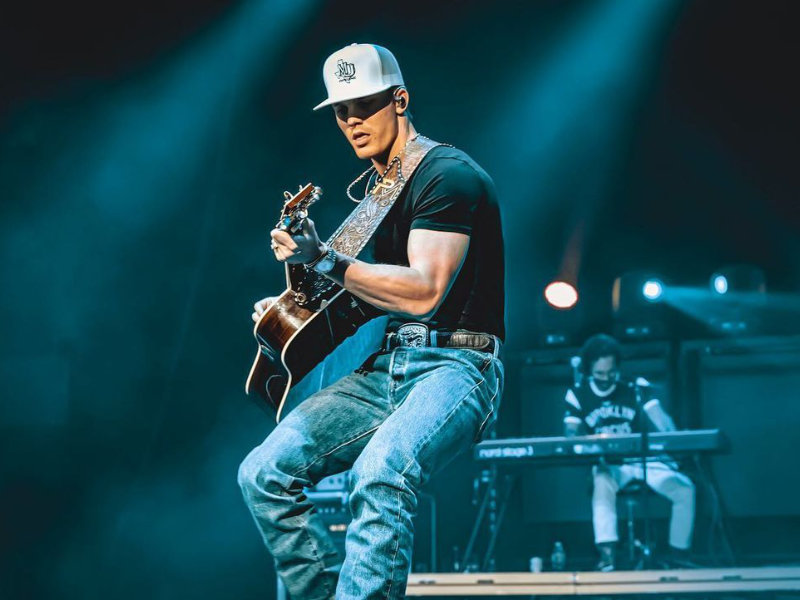 Parker McCollum Tickets 17th August RV Inn Style Resorts