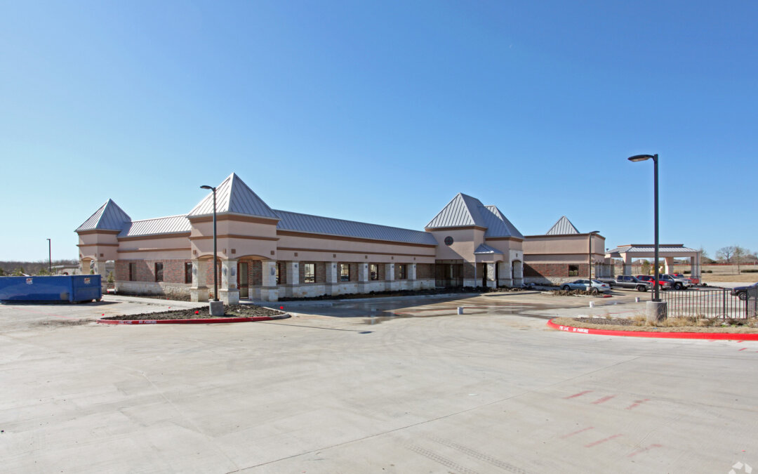 810ERalphHallPkyRockwallTXBuildingPhoto2LargeHighDefinition