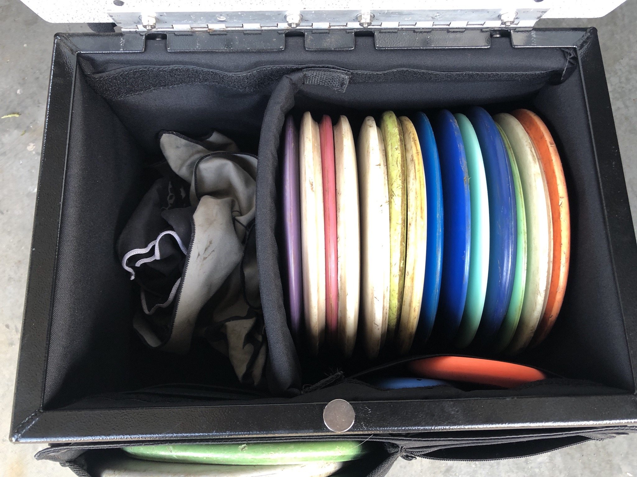 V2 R3 Disc insert with new divider Ridge Roller Customs Disc Golf