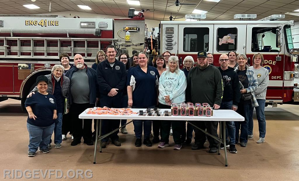 Auxiliary gifts lifesaving items to the membership Ridge Volunteer