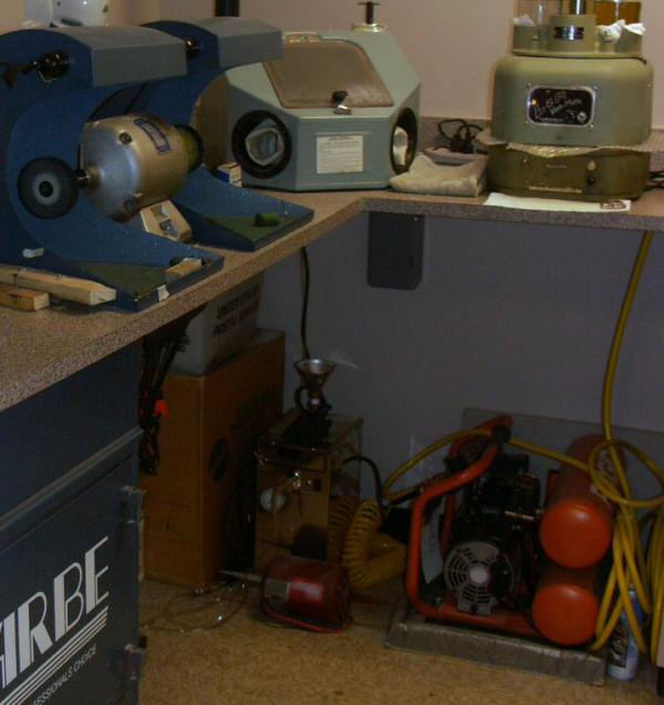 Right Time International Watch Center we buy, sell, trade and service