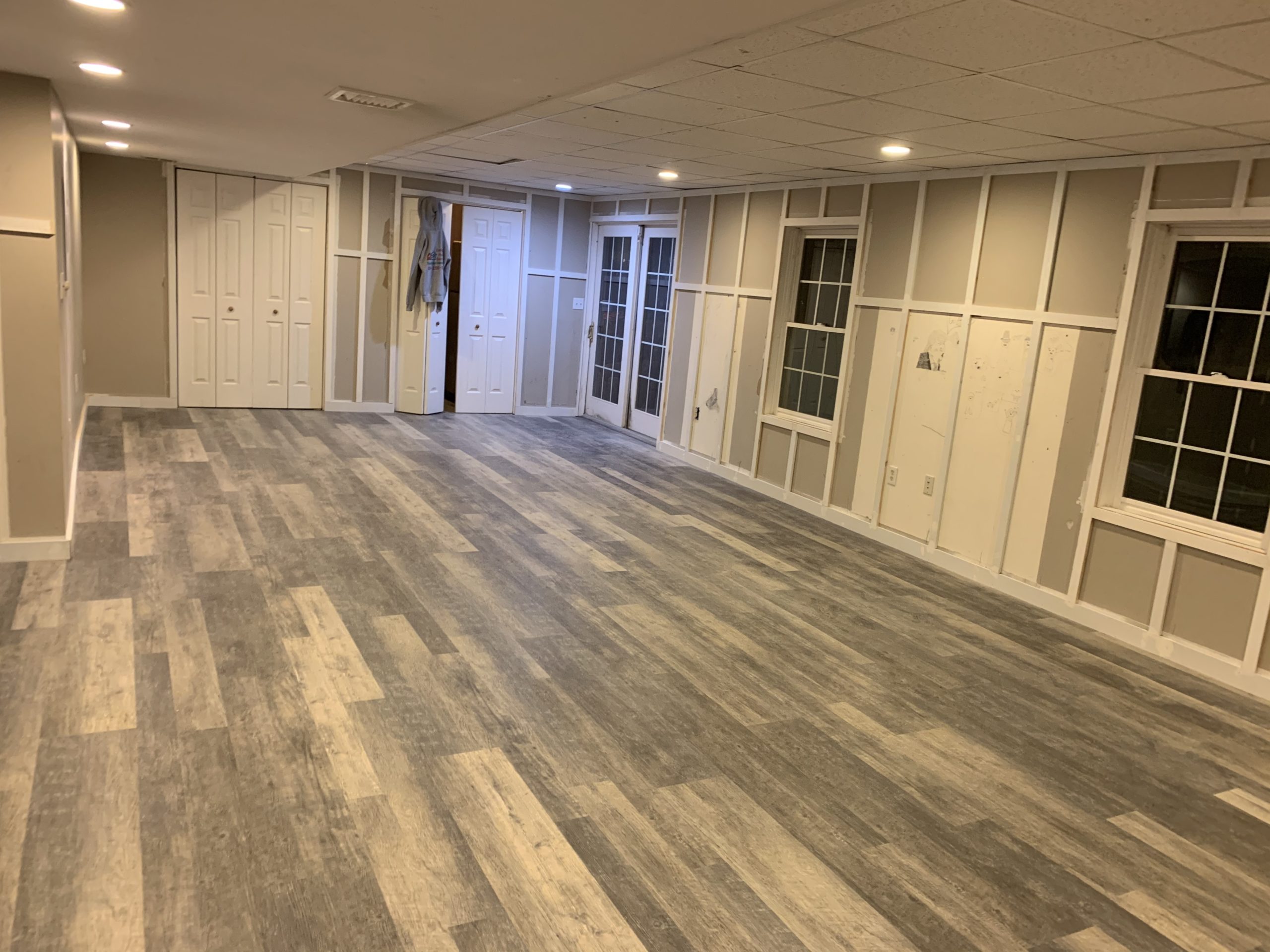 How Does Light Affect the Paint Colors? Right Track Painting