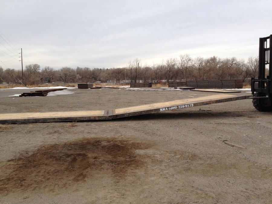 Rig Mats Products Light Weight Mats RMA mats for staging Rig