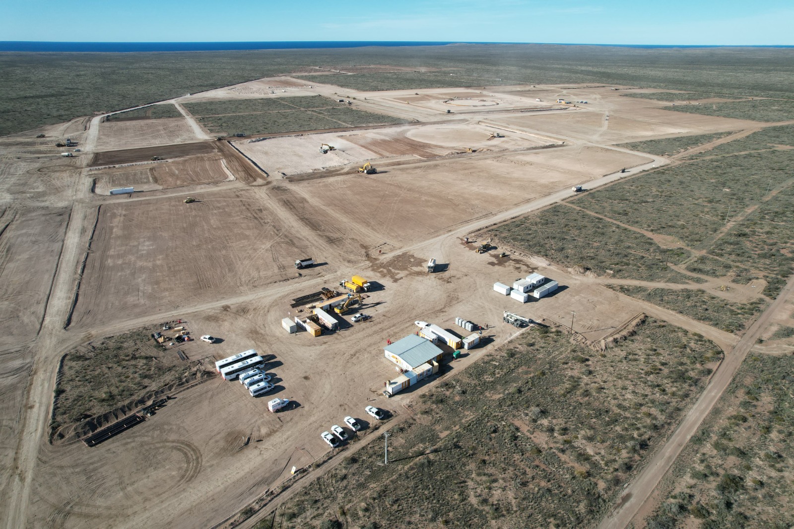 El proyecto para exportar petróleo por Punta Colorada ya ocupa 600 trabajadores y llegará a 1.500 antes de fin de año