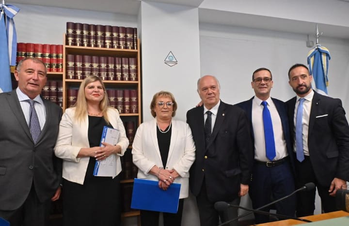 El club de los jueces, versión Chubut