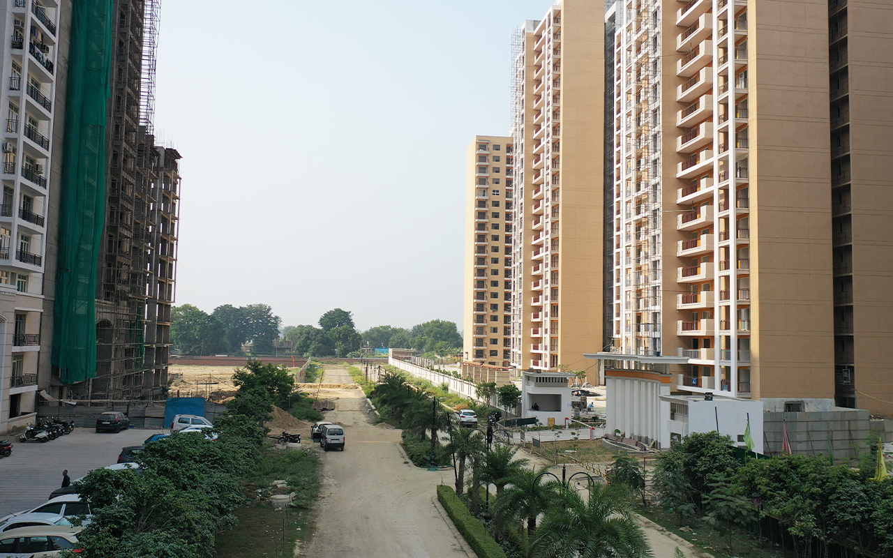 Ready to Move Luxury Flats in Lucknow Rishita Manhattan