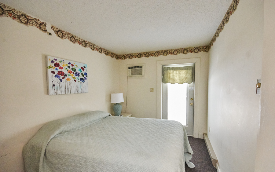 Efficiency Units River View Resort, Bethel, Maine