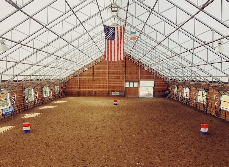 Horse Arena & Stables River Winds Farm & Estate
