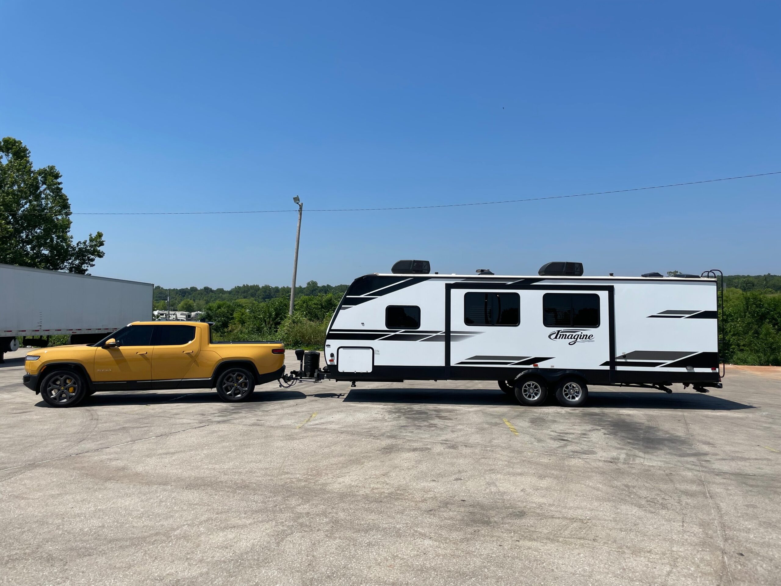 Towing a 7,000lb travel trailer for 500 miles with R1T Rivian Forum