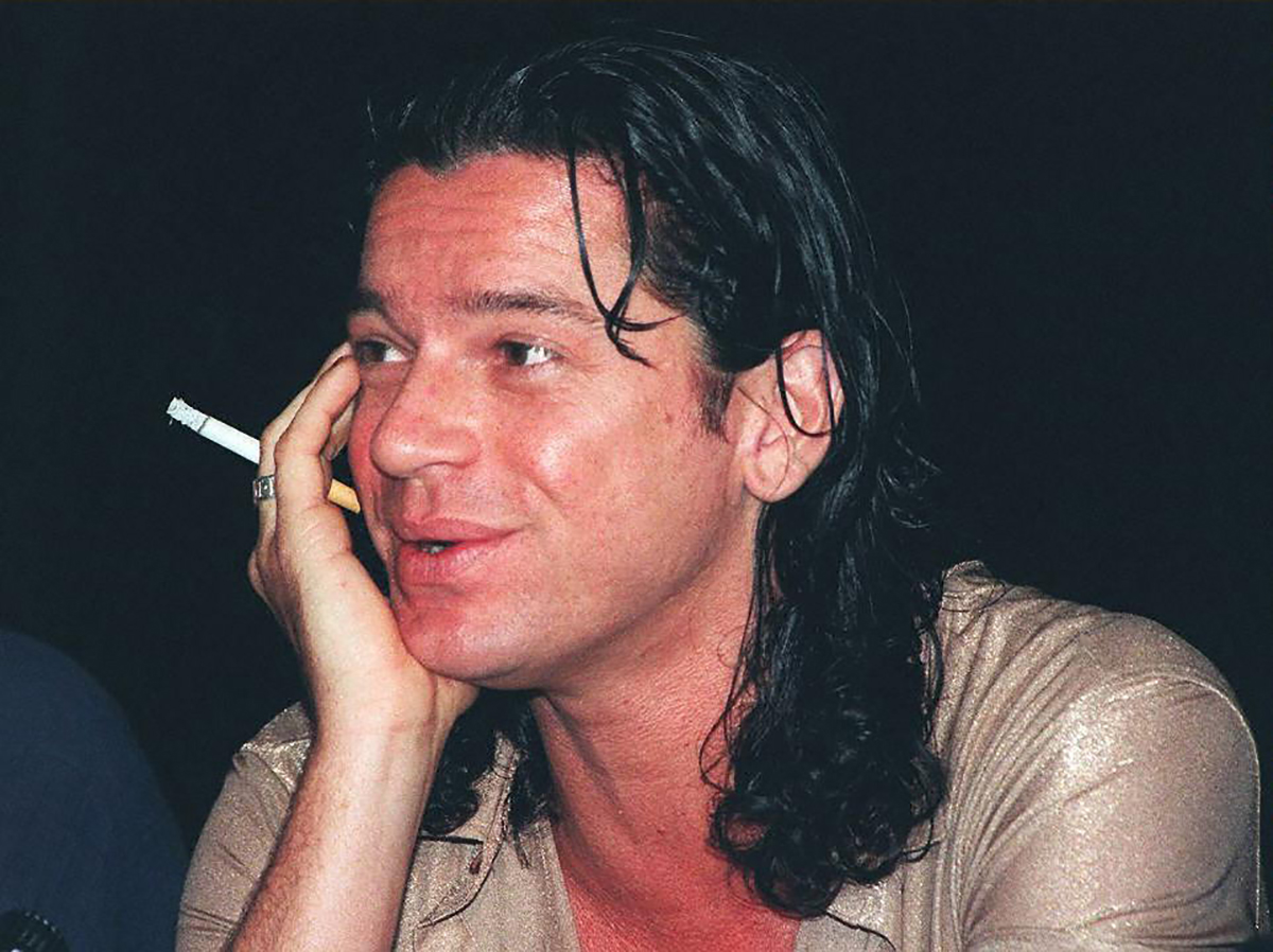 Michael Hutchence, morte di un talento del rock • Rivista Studio
