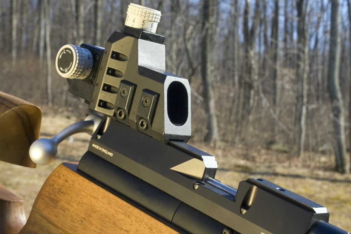 A Guide to the Different Types of Scopes for New Gun Owners