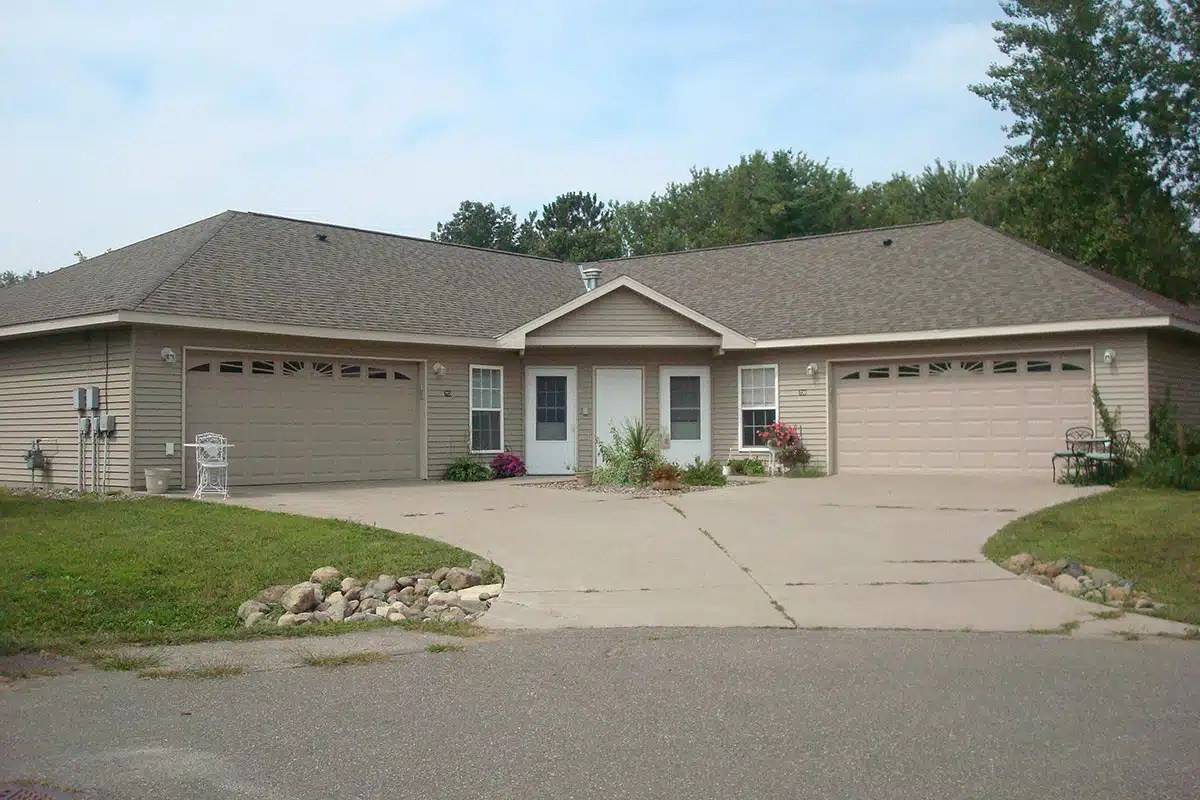 West Side Townhomes Courtyard Property Management