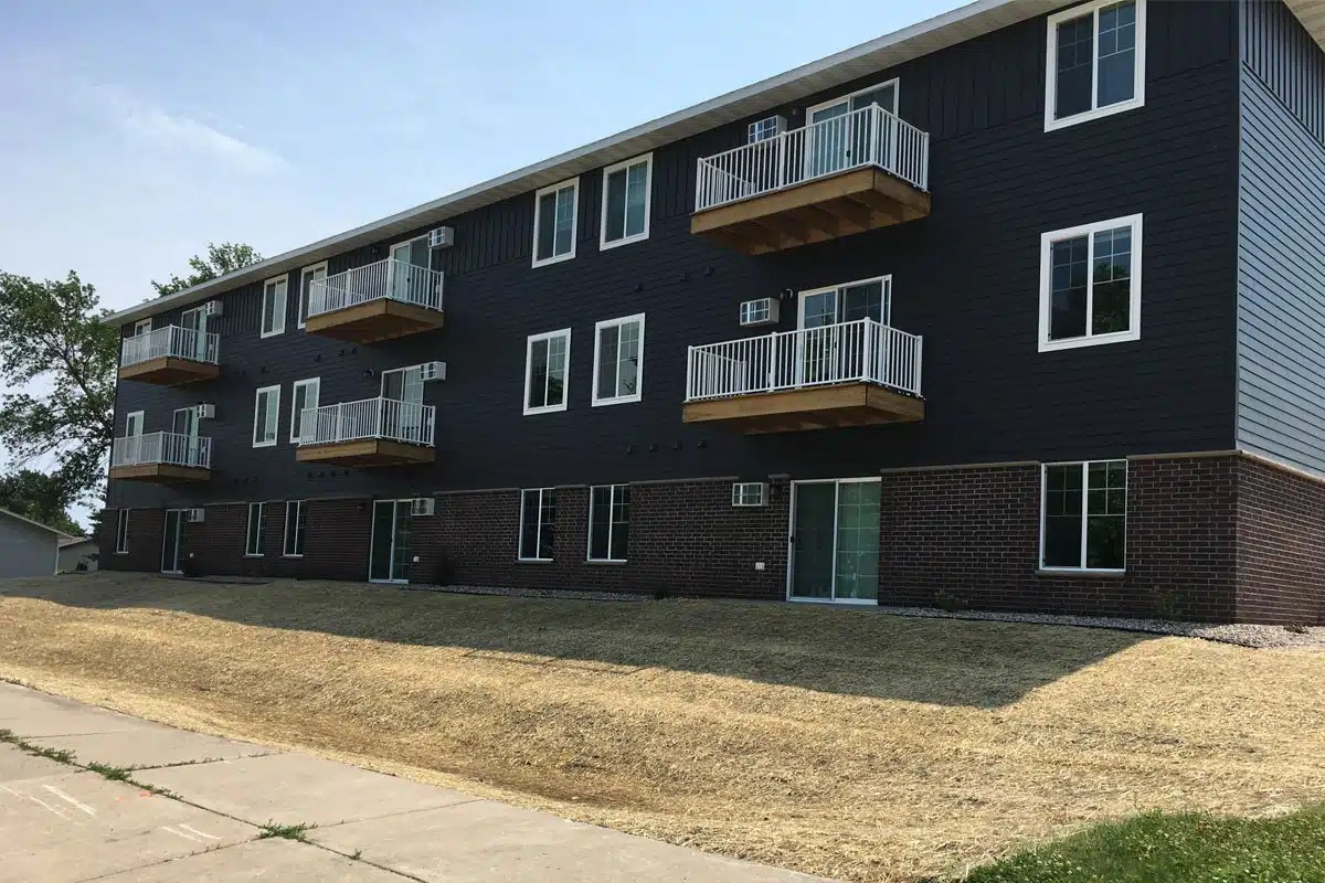 Harbor Landing Apartments Courtyard Property Management