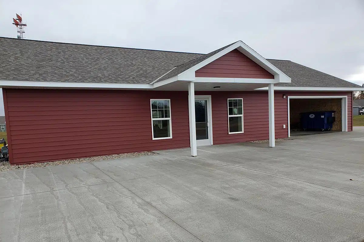 Lincoln Park Townhomes Courtyard Property Management