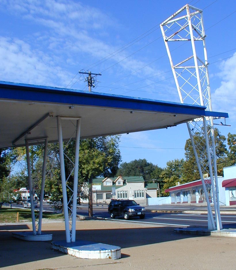 Missouri Icebox & Modern Gas Stations