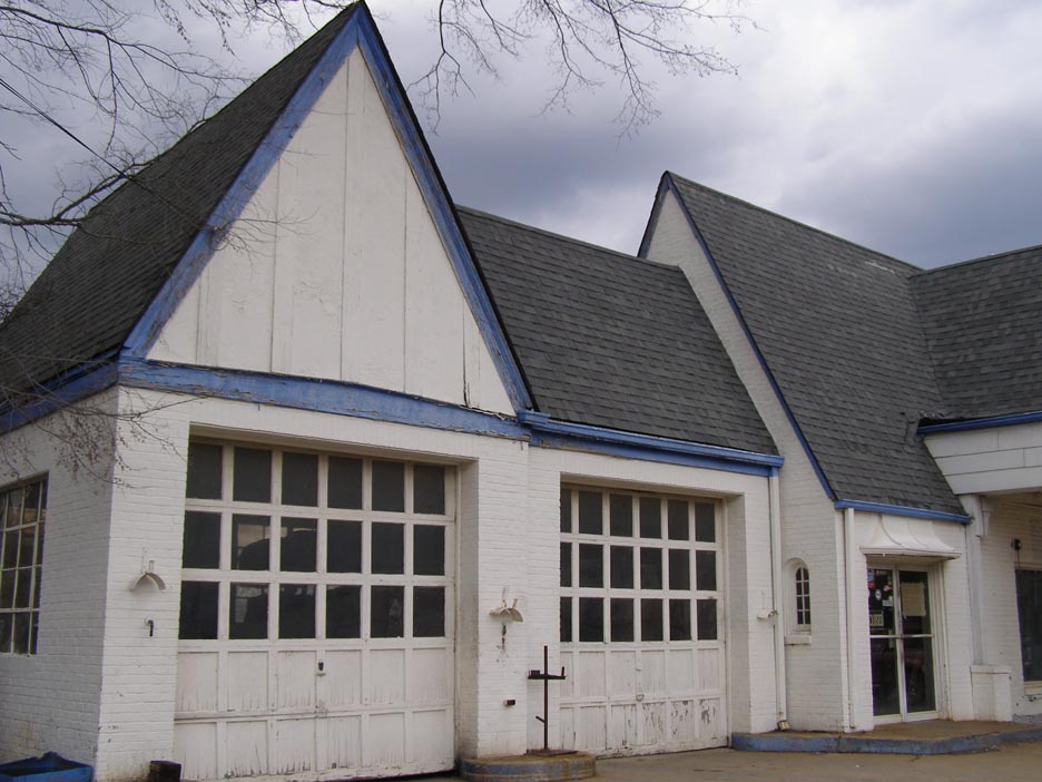 Pure Oil Gas Stations