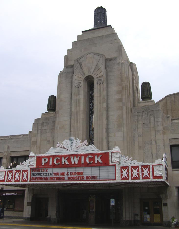Illinois Movie Theatres