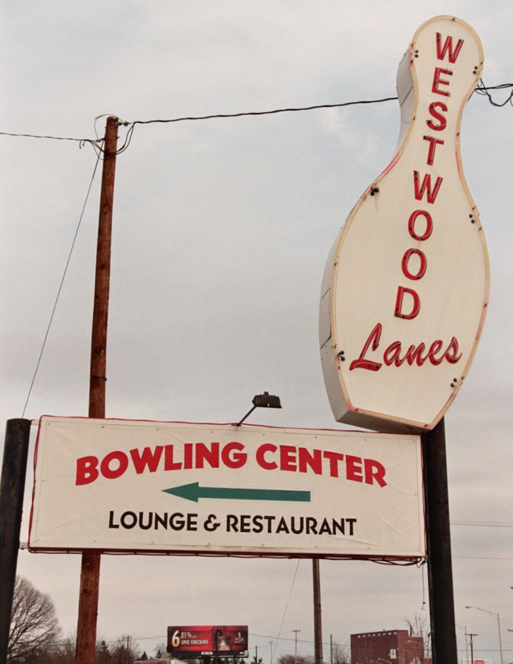 Bowling Signs