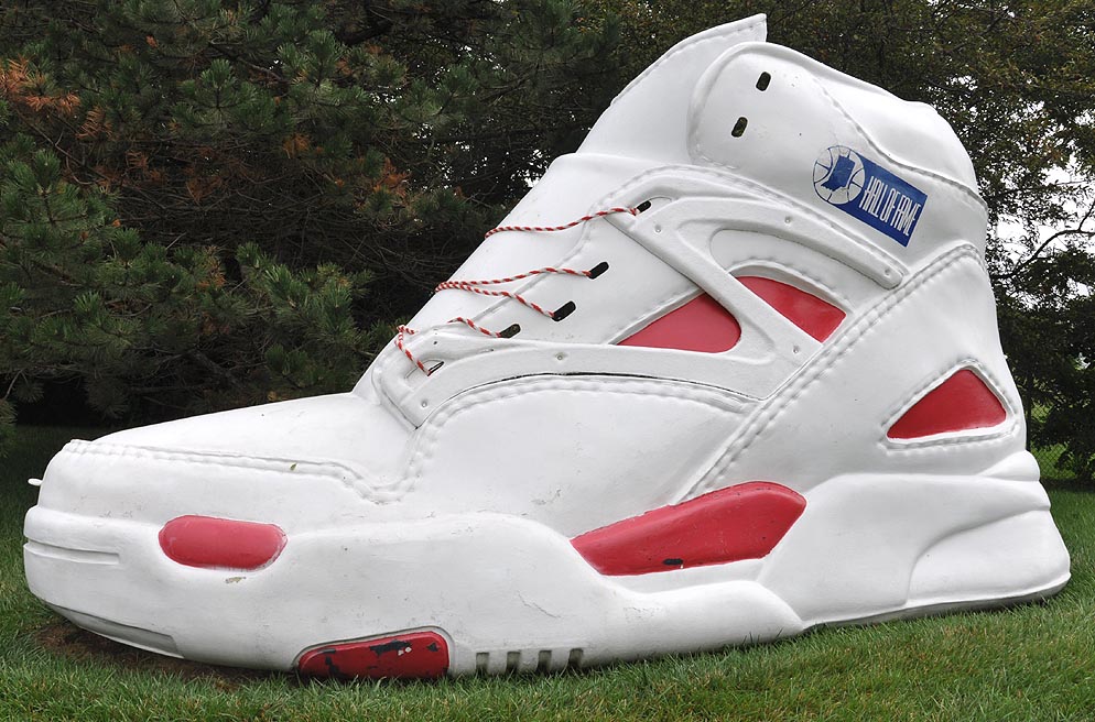 Giant Shoes & Shoe Cars