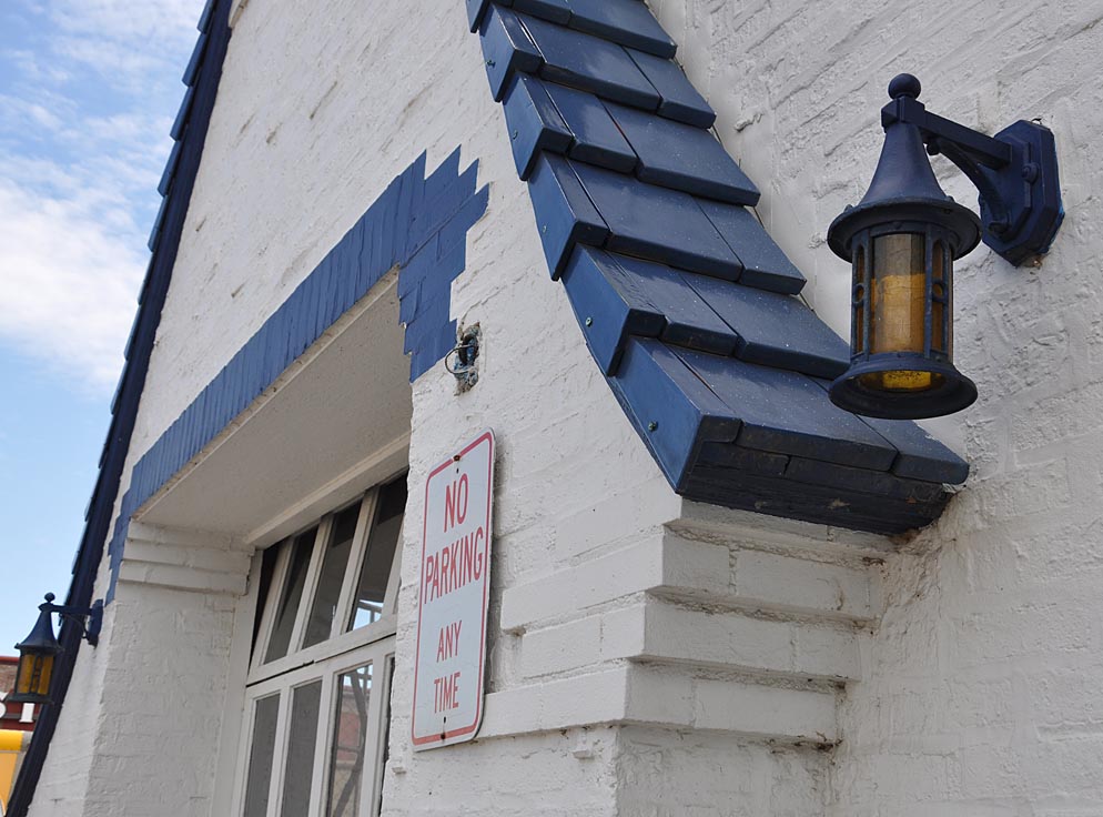 Illinois Pure Oil Gas Stations