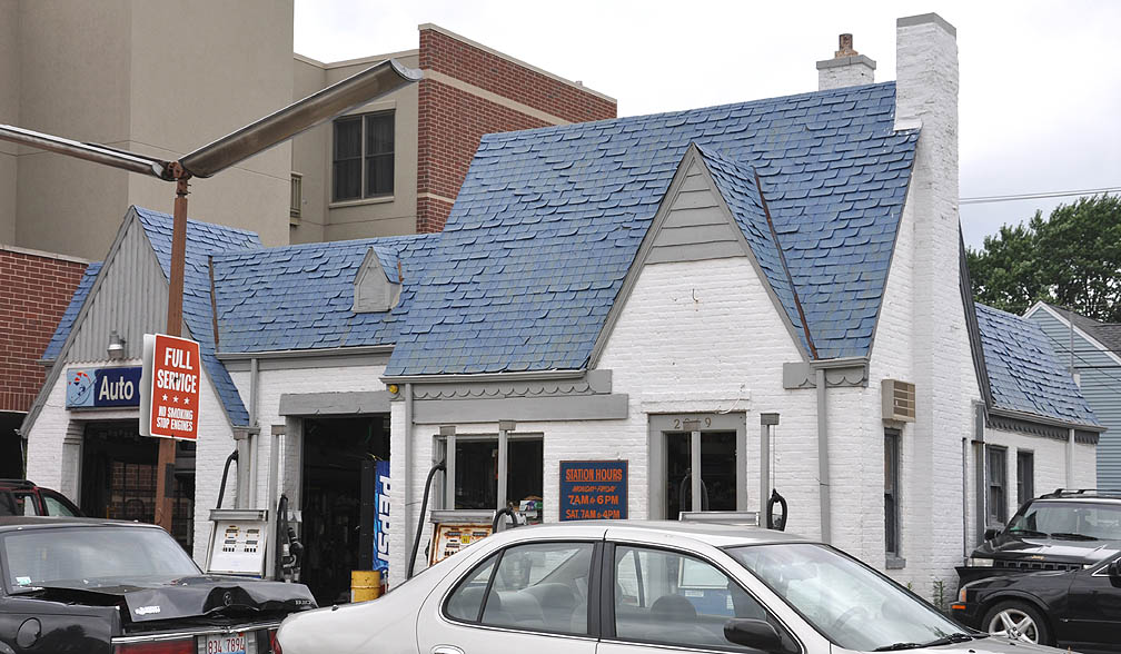 Illinois Pure Oil Gas Stations