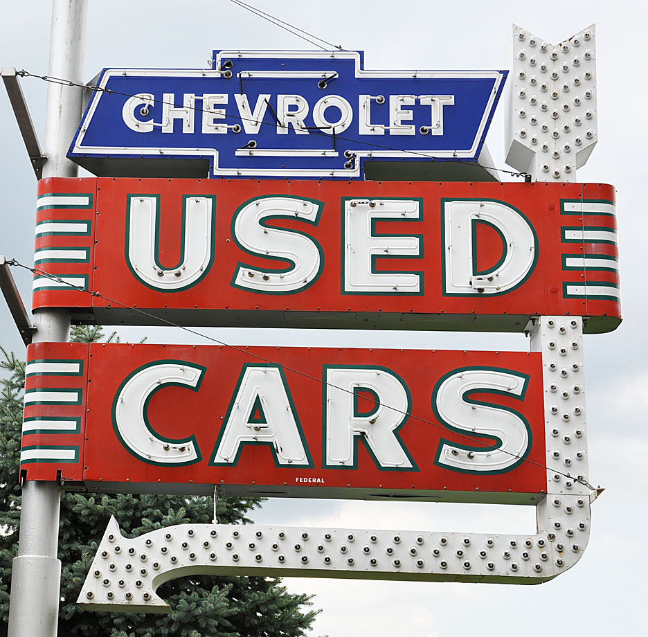 Bob McDorman Chevrolet Signs