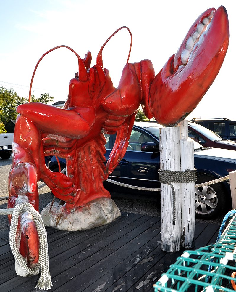 Lobster, Crawfish & Shrimp Statues