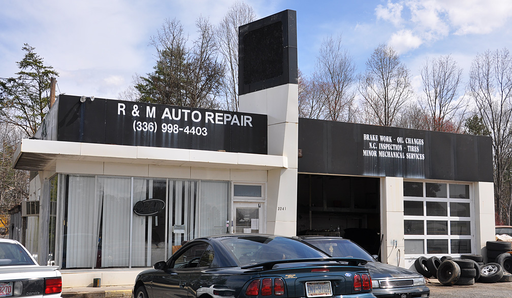 North Carolina Icebox & Modern Gas Stations