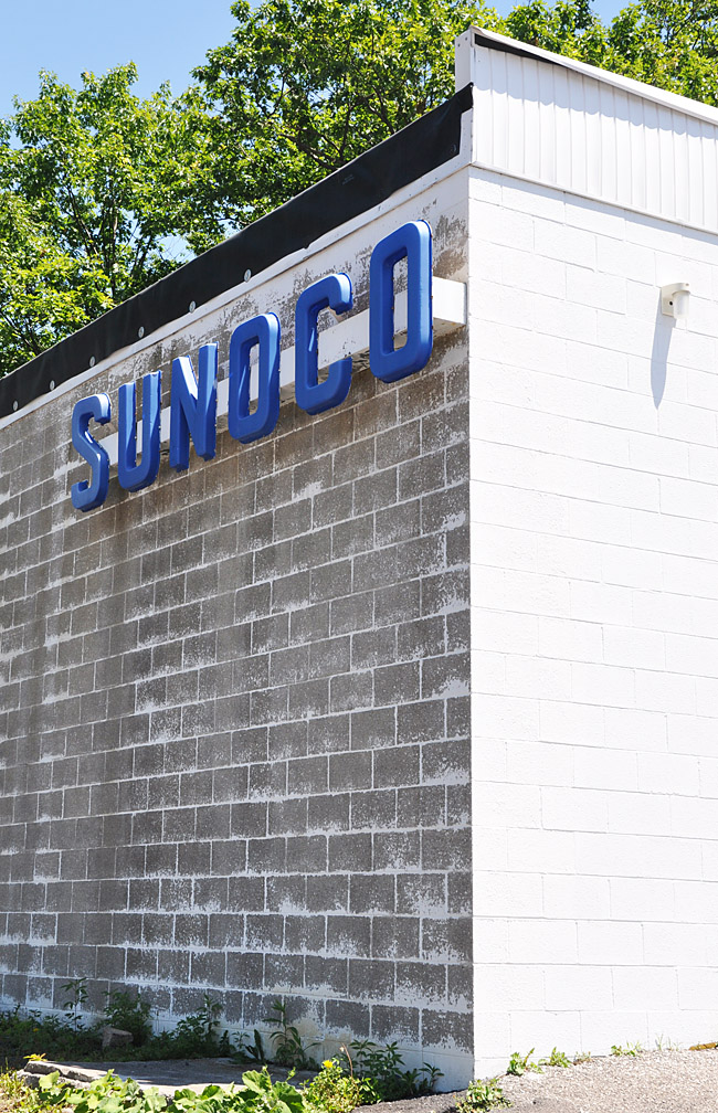 Pennsylvania Icebox & Modern Gas Stations