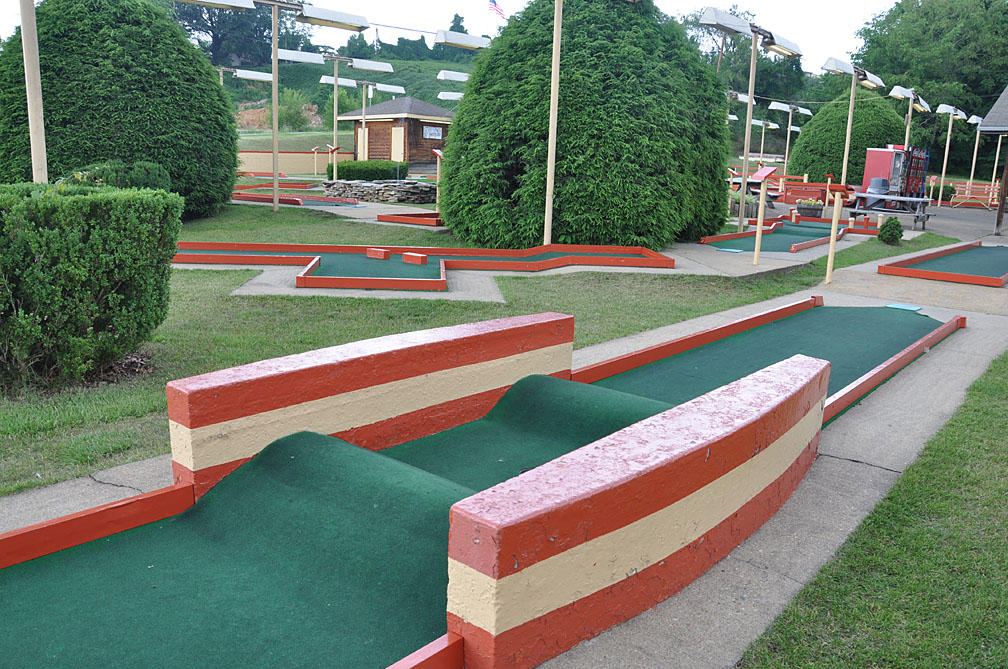 Tennessee Mini Golf