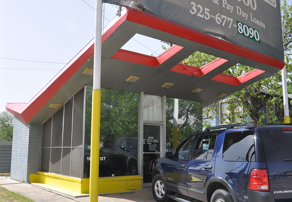 Texas Icebox & Modern Gas Stations