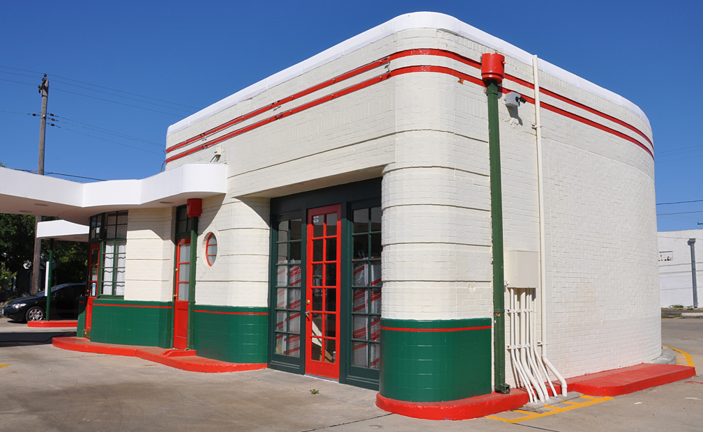 Texas Conoco Gas Stations