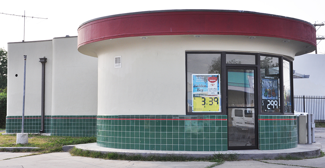 Texas Conoco Gas Stations